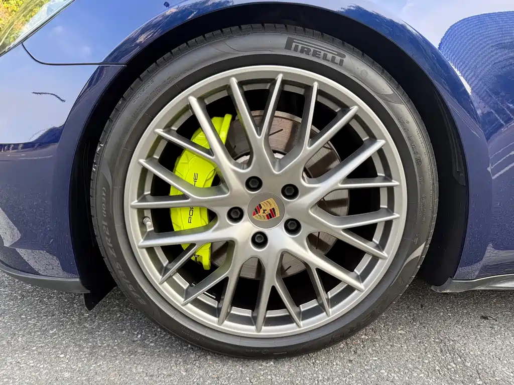 Porsche Panamera Hybrid — миниатюра 5