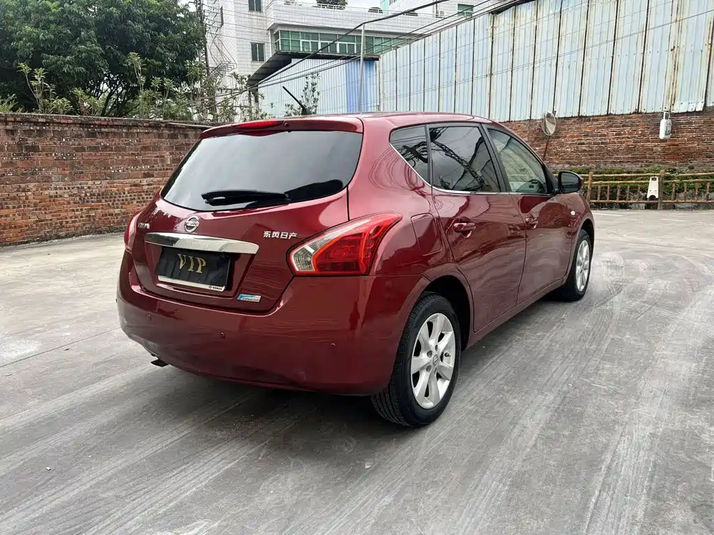 Nissan Tiida — миниатюра 4