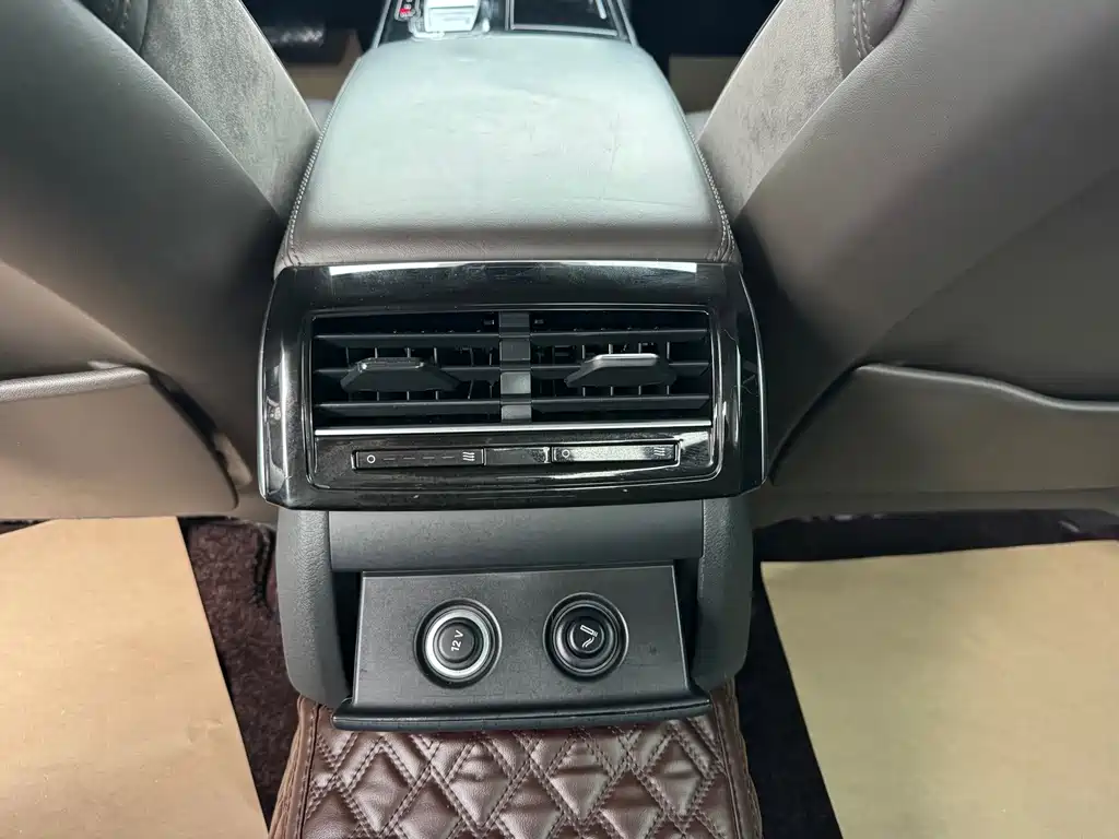 Audi A8 — миниатюра 14