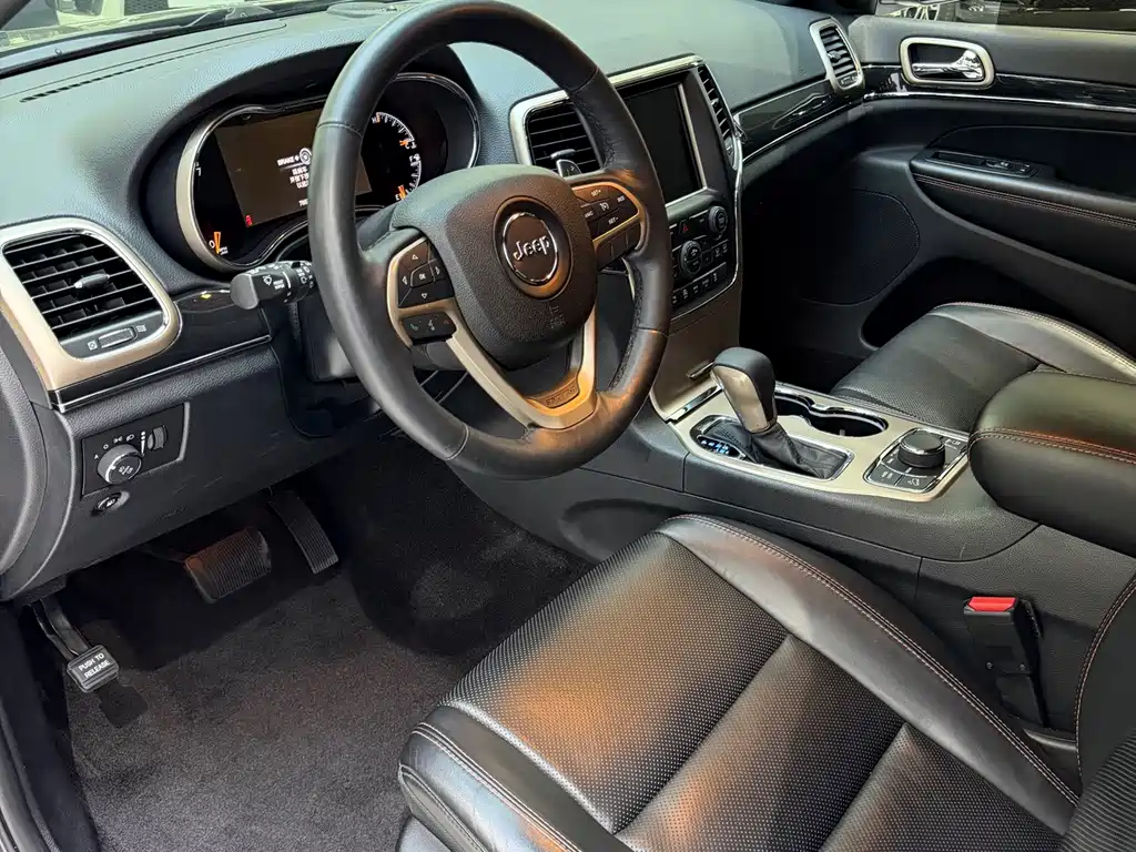 Jeep Grand Cherokee (Import) — миниатюра 7
