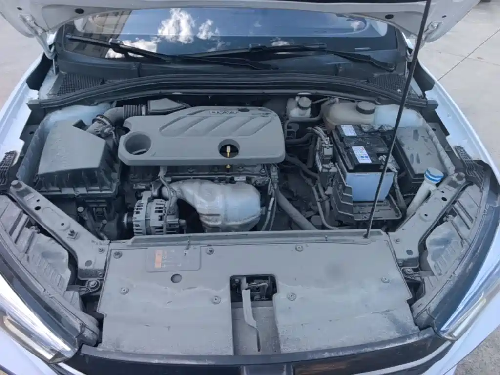 Roewe i5 — миниатюра 20