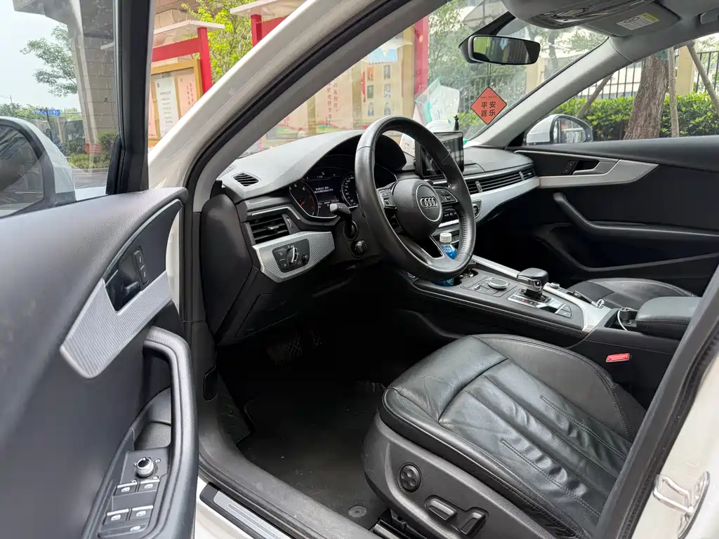 Audi A4L 2018 30 40 TFSI Fashion