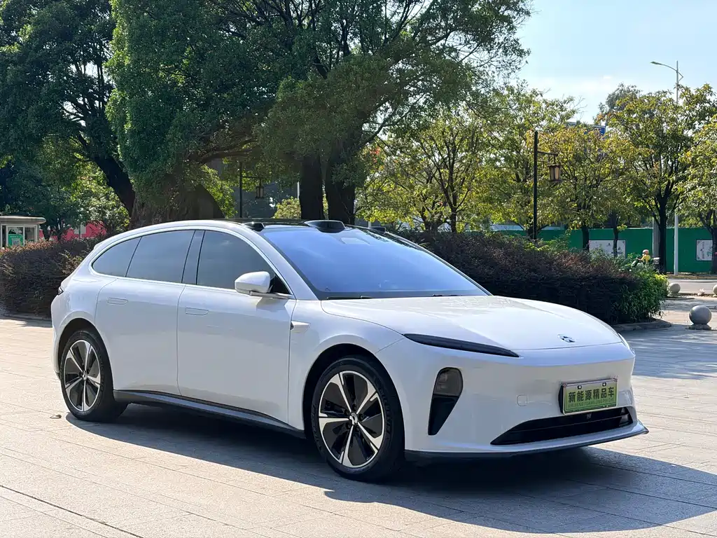 NIO ET5T — миниатюра 3