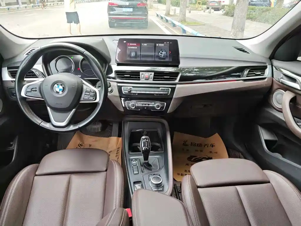 BMW X1 — миниатюра 5