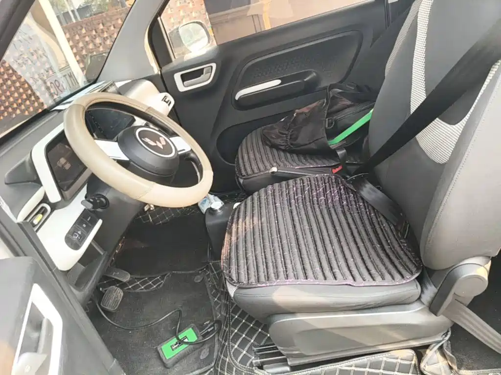 Wuling MINIEV — миниатюра 15