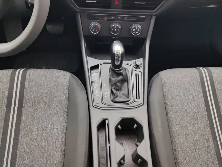 Volkswagen Lavida — миниатюра 16