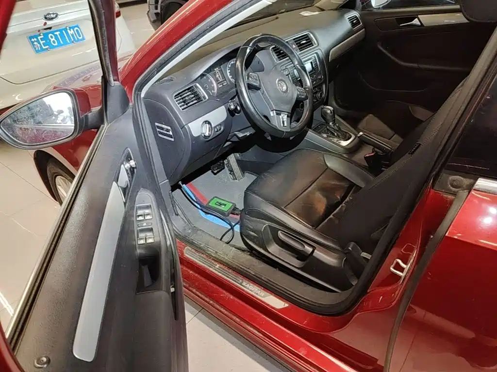 Volkswagen Sagitar — миниатюра 16