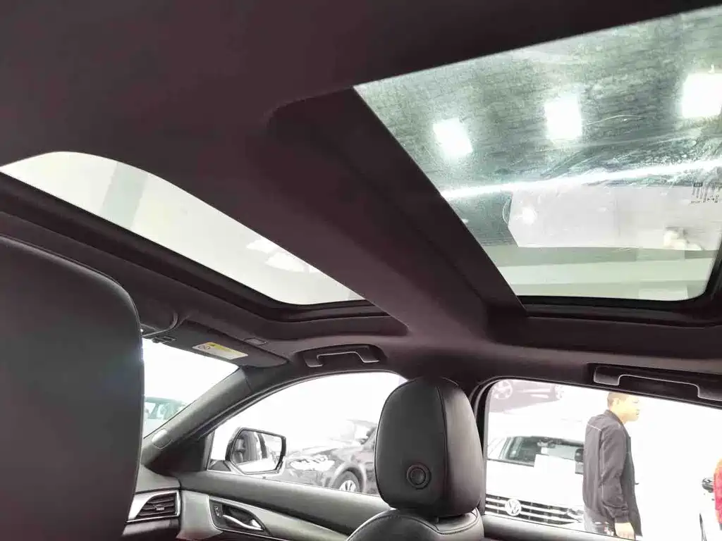 Cadillac CT5 — миниатюра 13