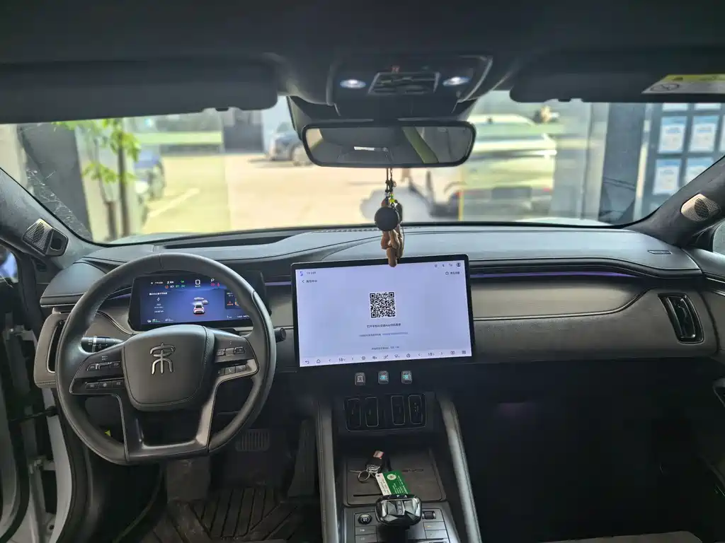 BYD L EV — миниатюра 9