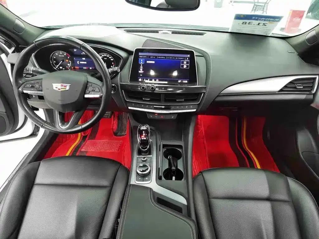 Cadillac CT5 — миниатюра 6