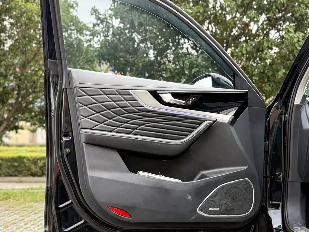 Hongqi Hongqi HS5 — миниатюра 9