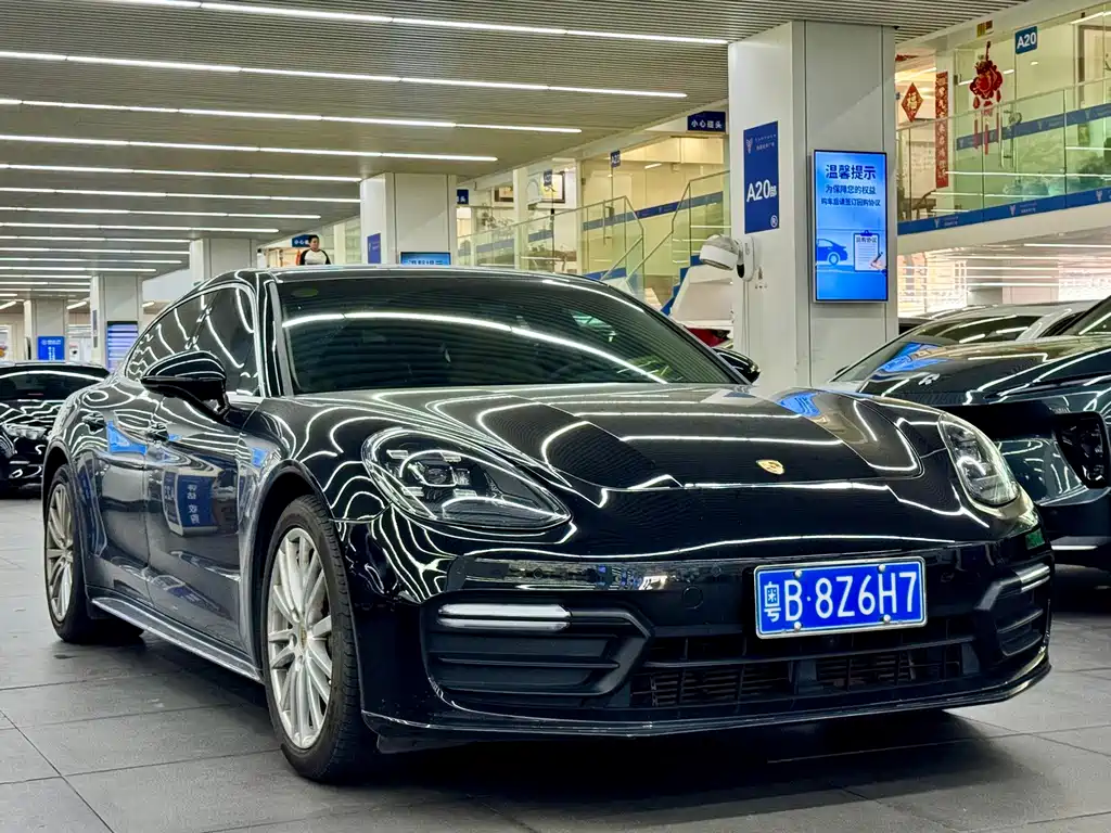 Porsche Panamera — миниатюра 3