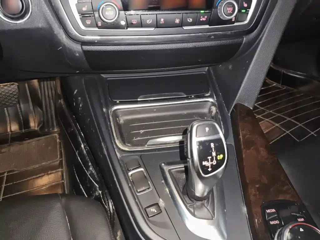 BMW 3 Series — миниатюра 7