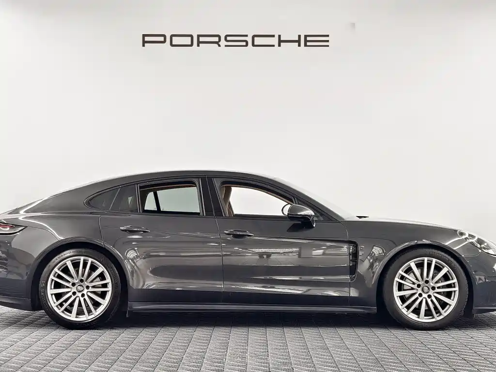 Porsche Panamera — миниатюра 6