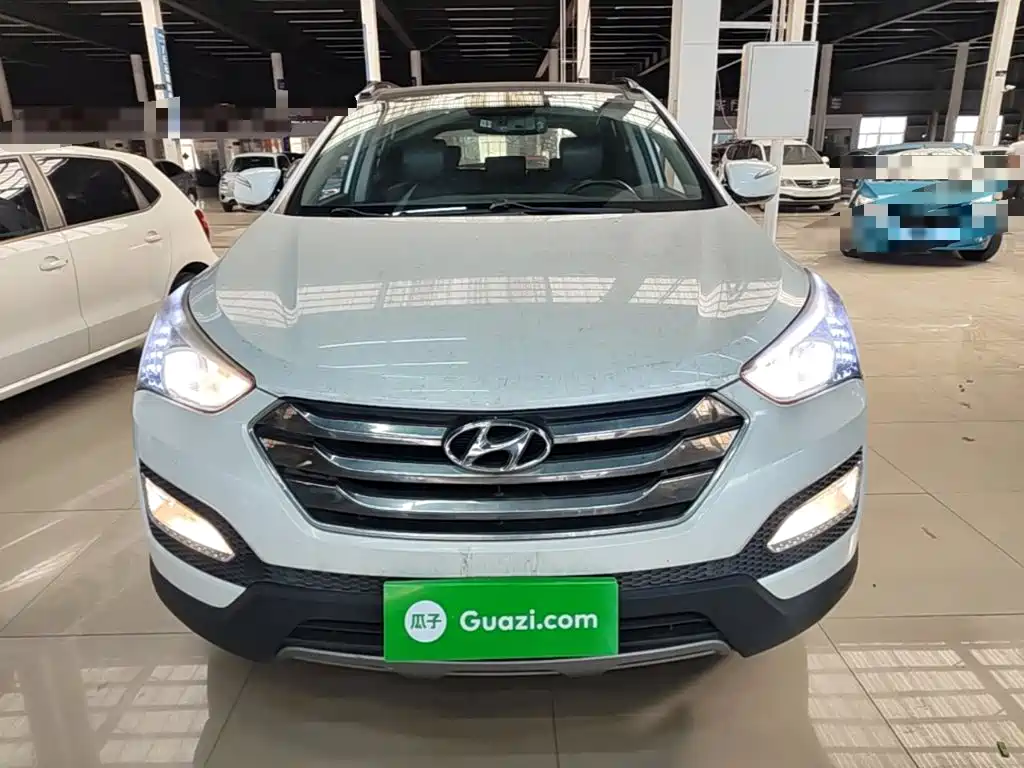 Hyundai Santa Fe — миниатюра 3