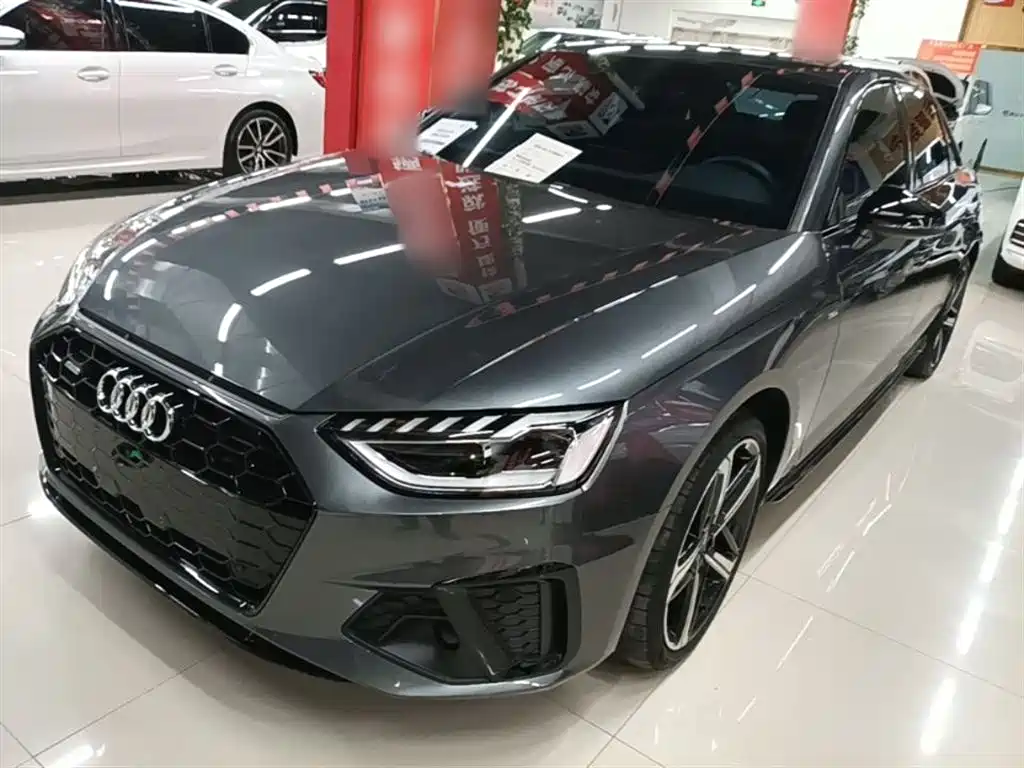 Audi A4L 2024 40 TFSI Luxury Dynamic Type