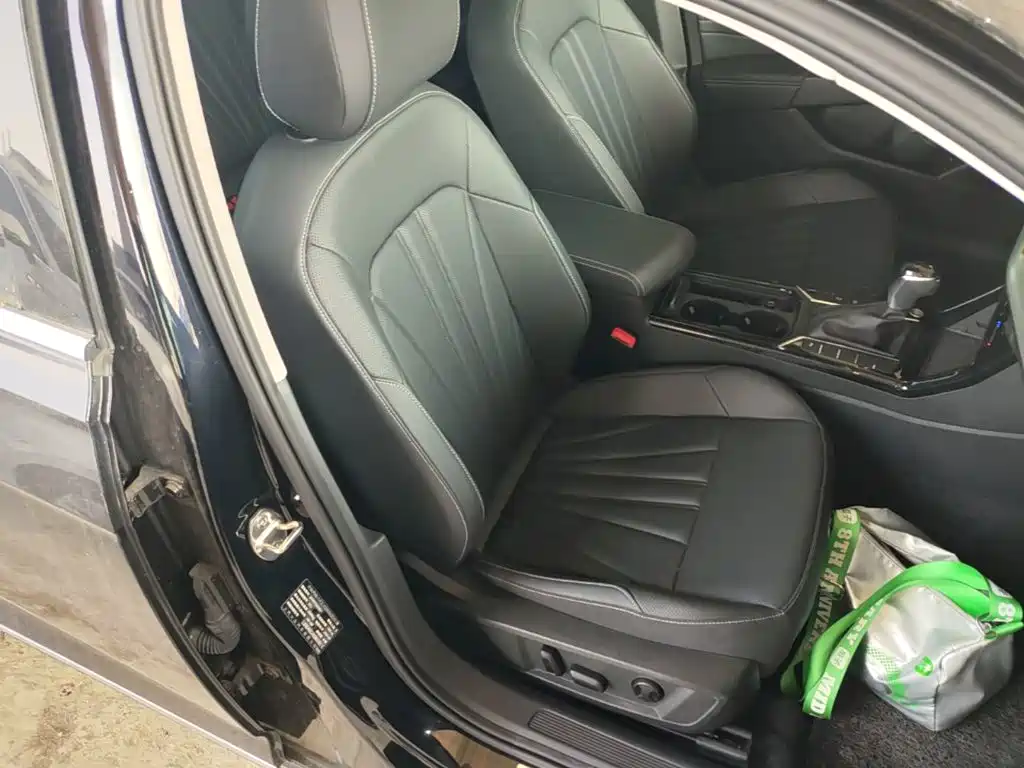 Volkswagen Passat — миниатюра 25
