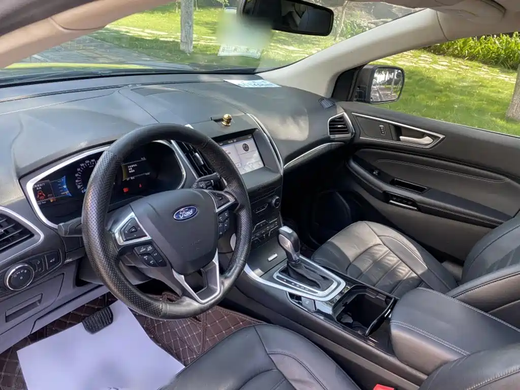 Ford Edge — миниатюра 14