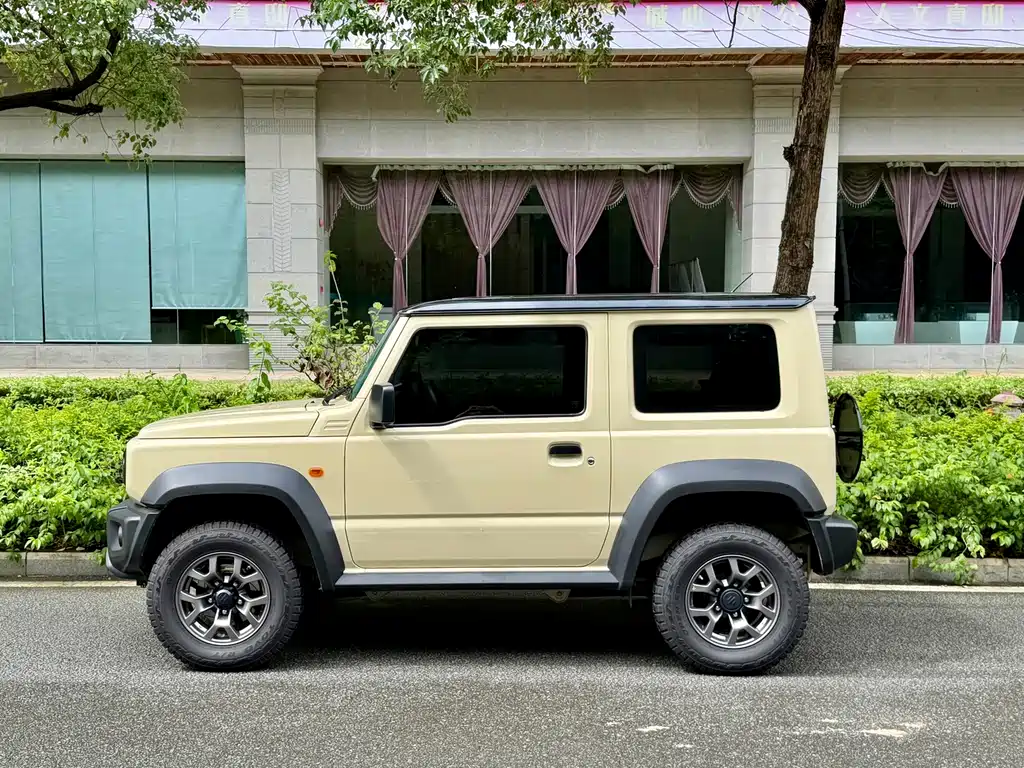 Suzuki Jimny — миниатюра 3