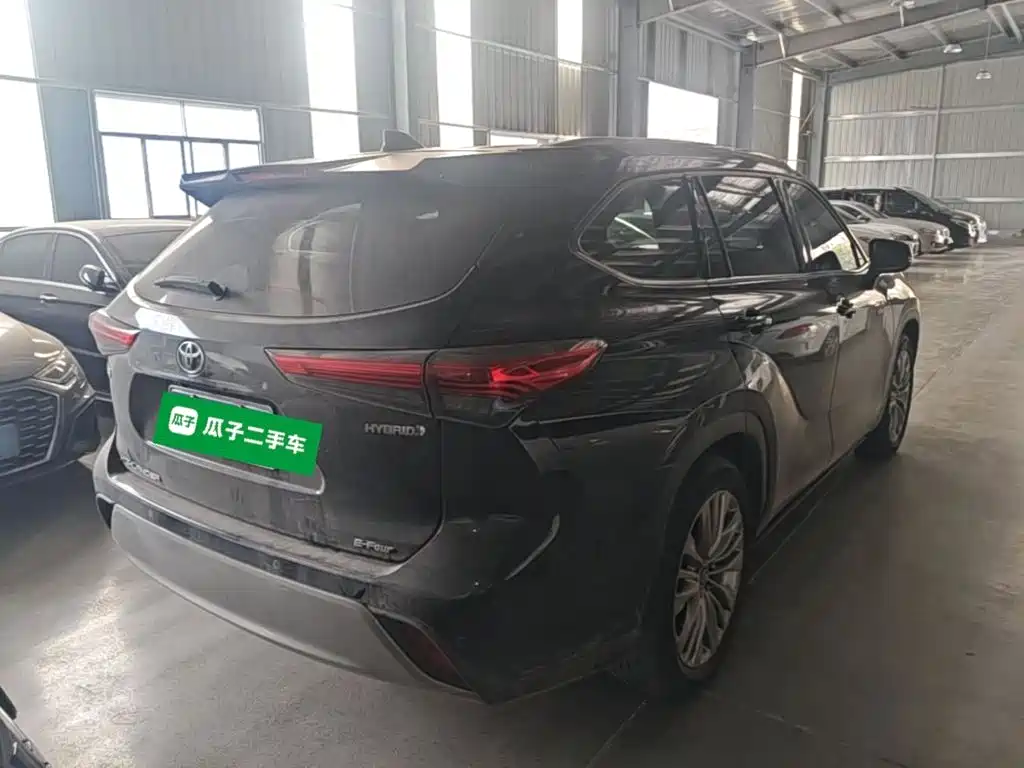 Toyota Highlander — миниатюра 7