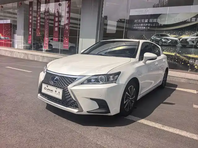 Lexus CT
