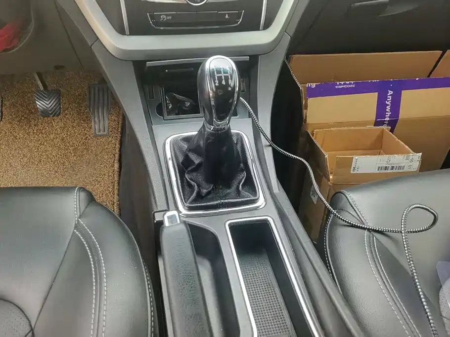 Geely Emgrand — миниатюра 16