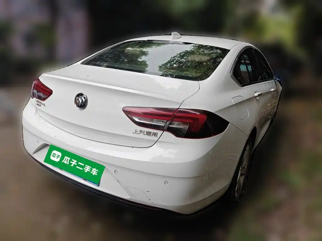 Buick Regal — миниатюра 5