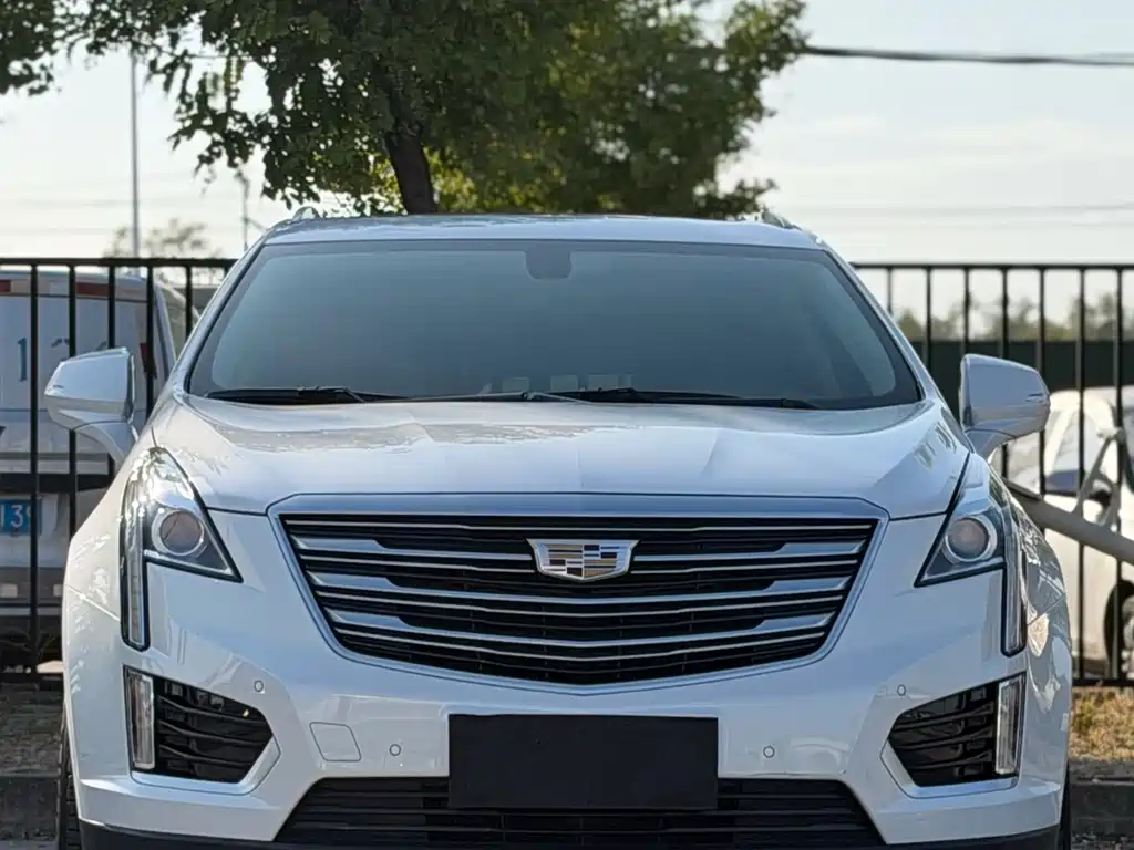 Cadillac XT5 — миниатюра 2