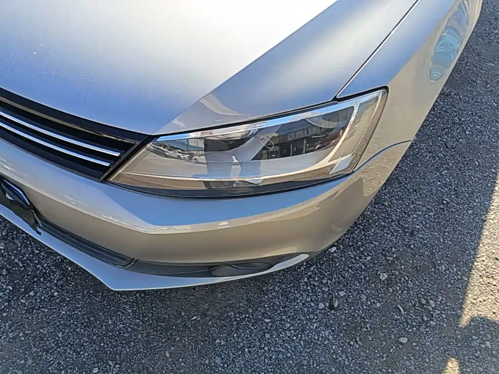 Volkswagen Sagitar — миниатюра 24