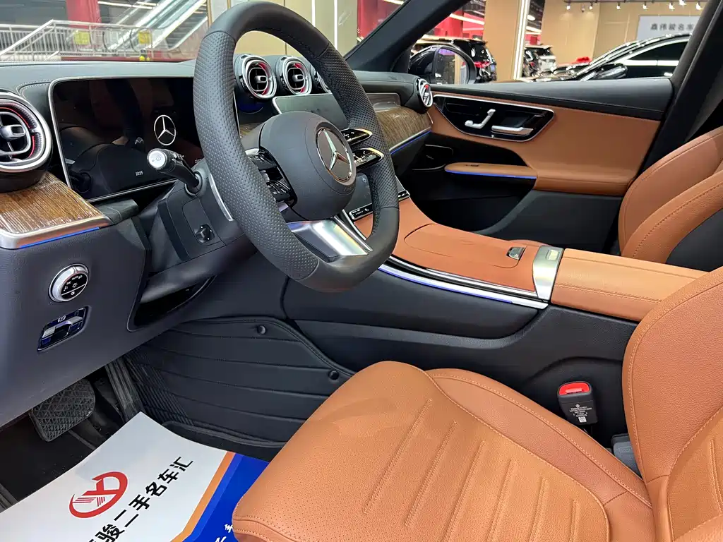 Mercedes-Benz GLC 2025 GLC 300 L 4MATIC 5 мест