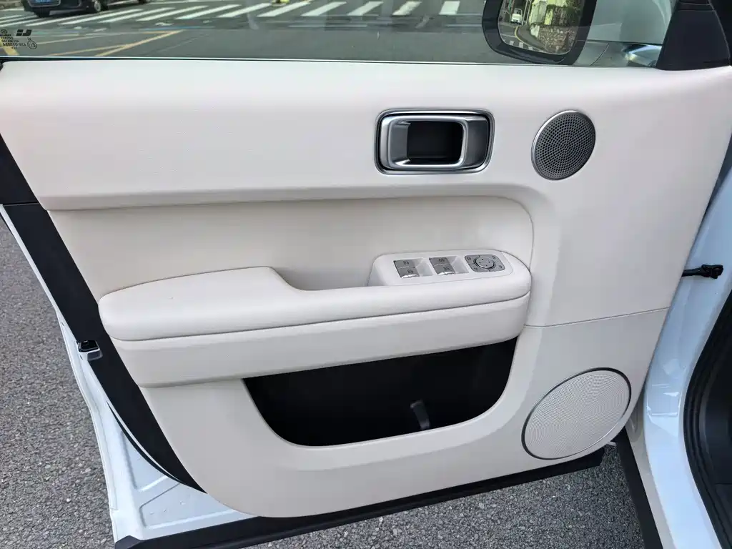 Li Auto Li L6 — миниатюра 8
