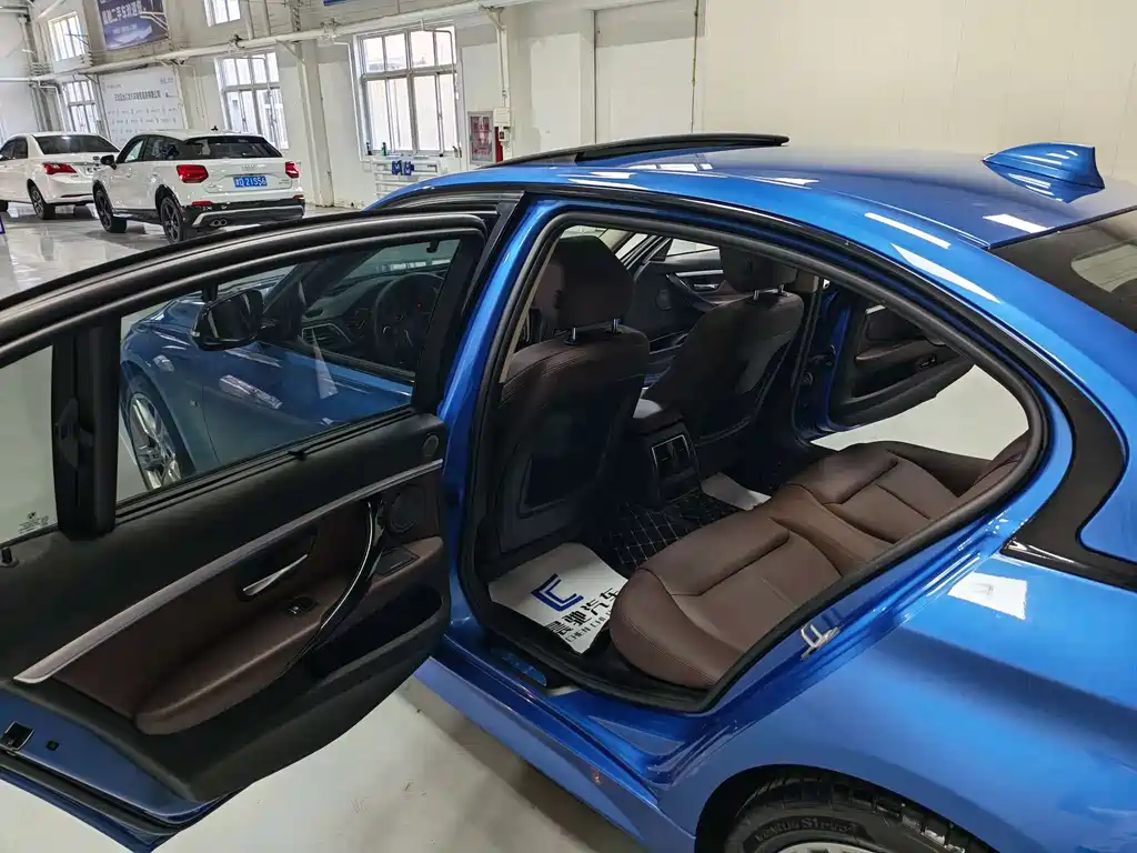 BMW 3 Series — миниатюра 13