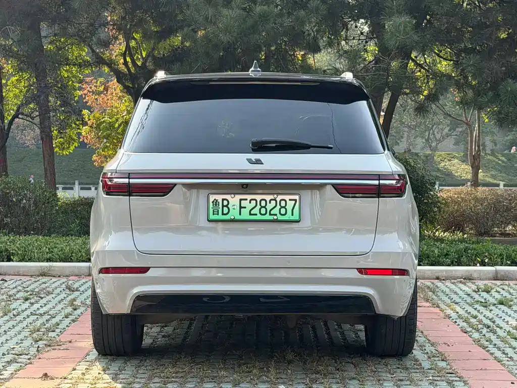 Li Auto Li ONE — миниатюра 8