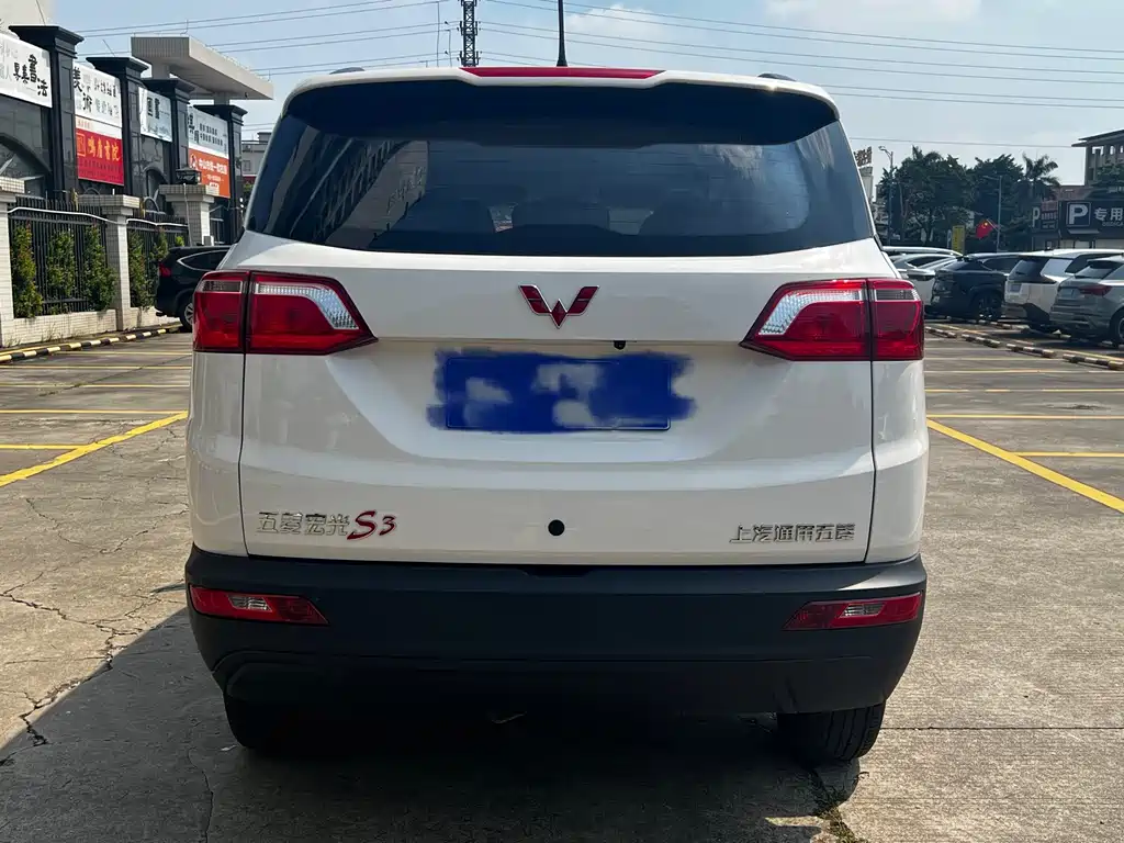 Wuling Hongguang S3 — миниатюра 5