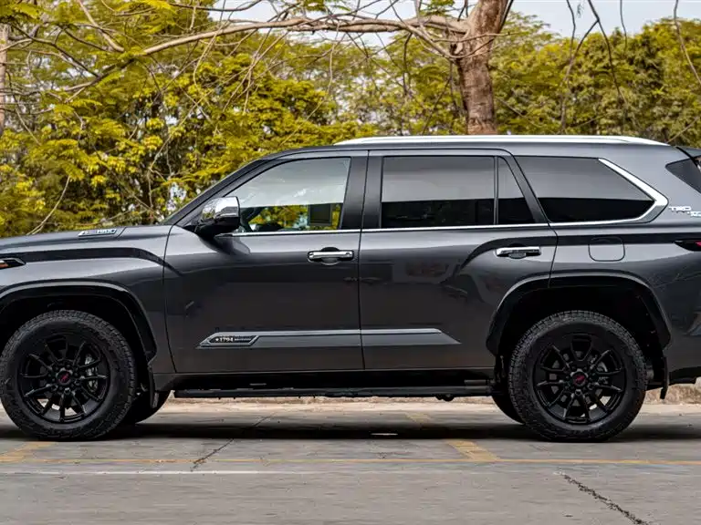 Toyota Sequoia 2025 3.5T 1794 Edition