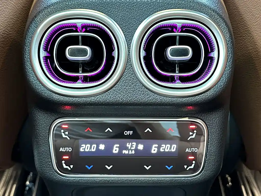 Mercedes-Benz GLC — миниатюра 26