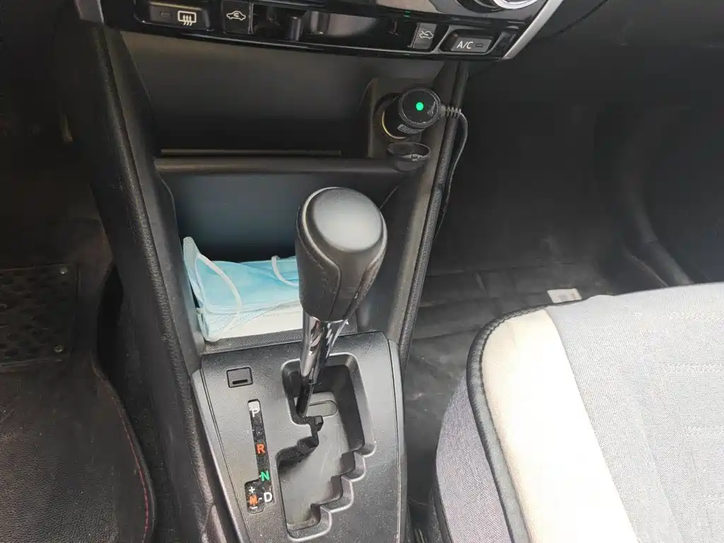 Toyota Yaris L — миниатюра 10