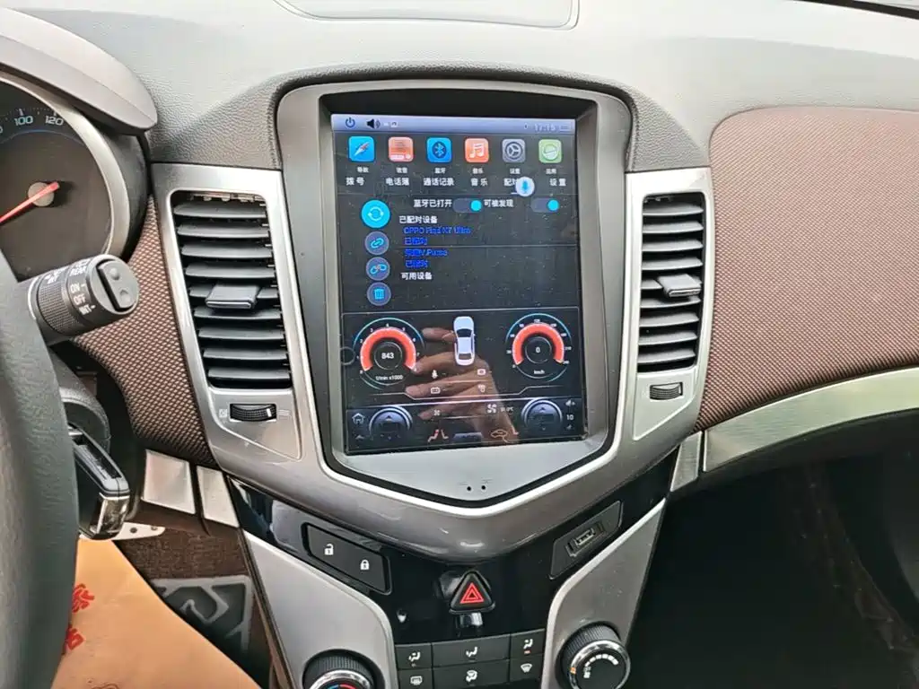 Chevrolet Cruze — миниатюра 13