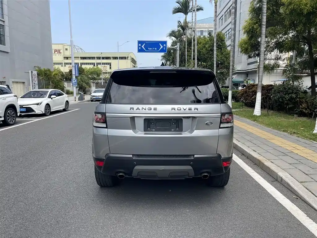 Land Rover Range Rover Sport 2017 3.0 SC V6 SE