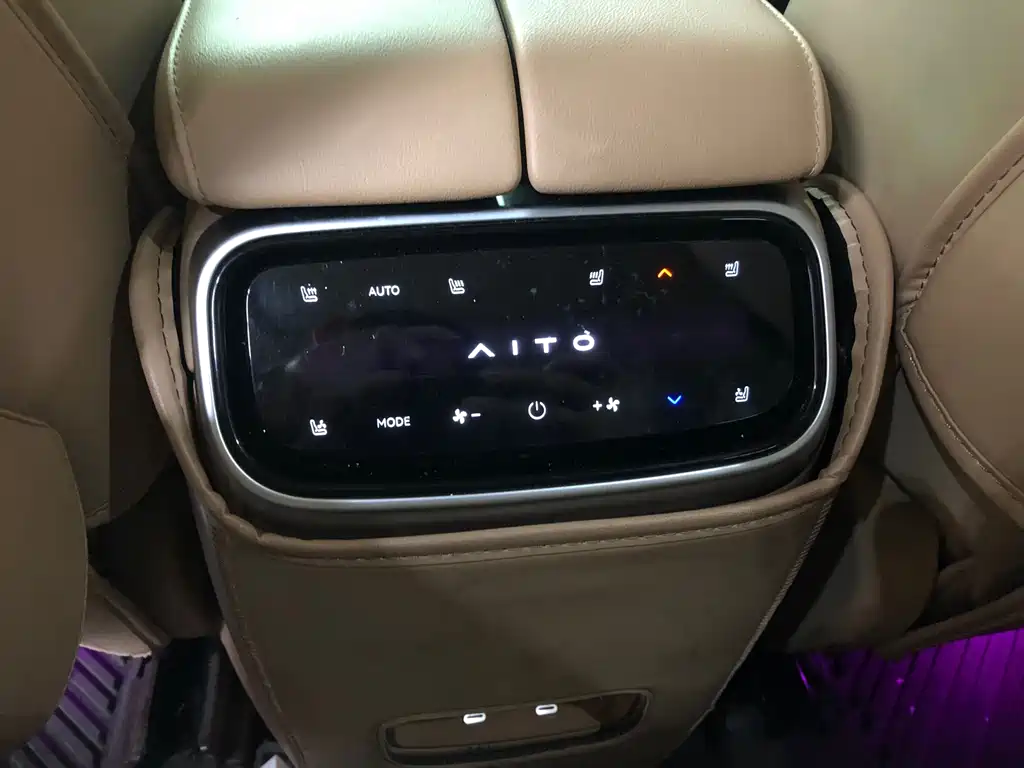 AITO AITO M7 — миниатюра 8