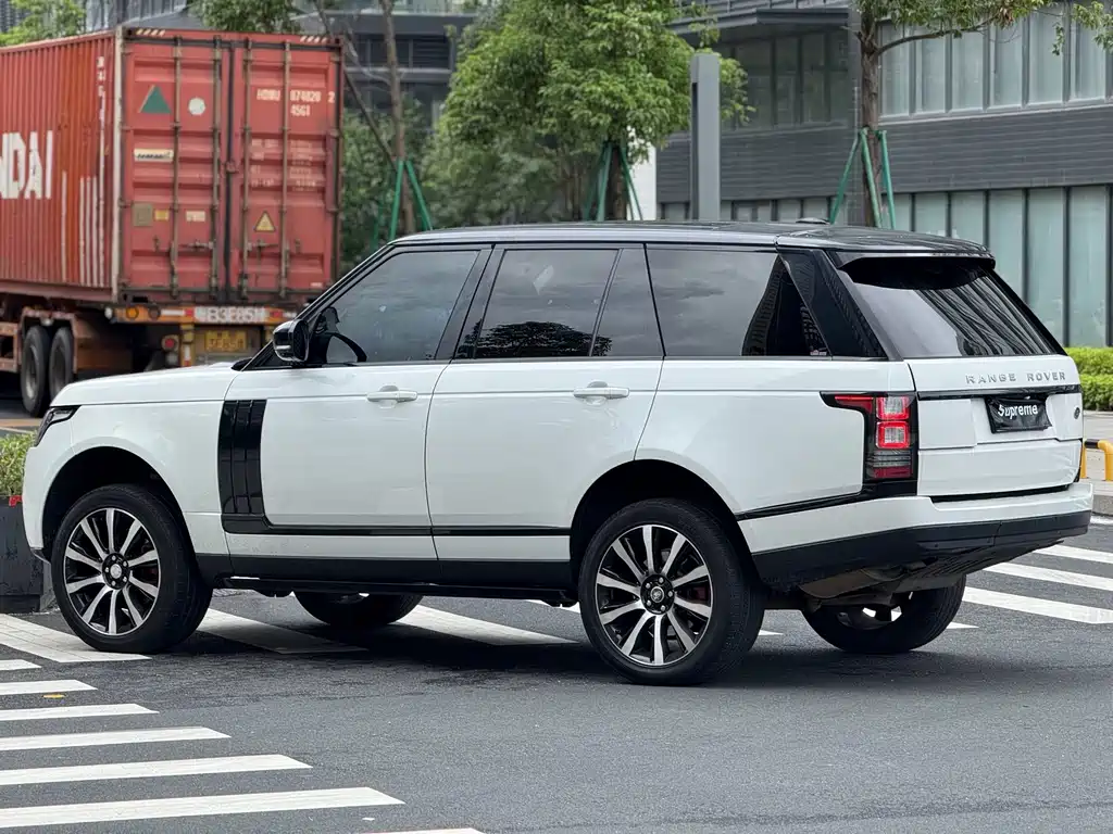 Land Rover Range Rover — миниатюра 7