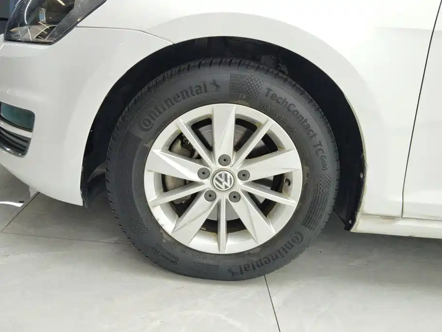 Volkswagen Golf — миниатюра 6