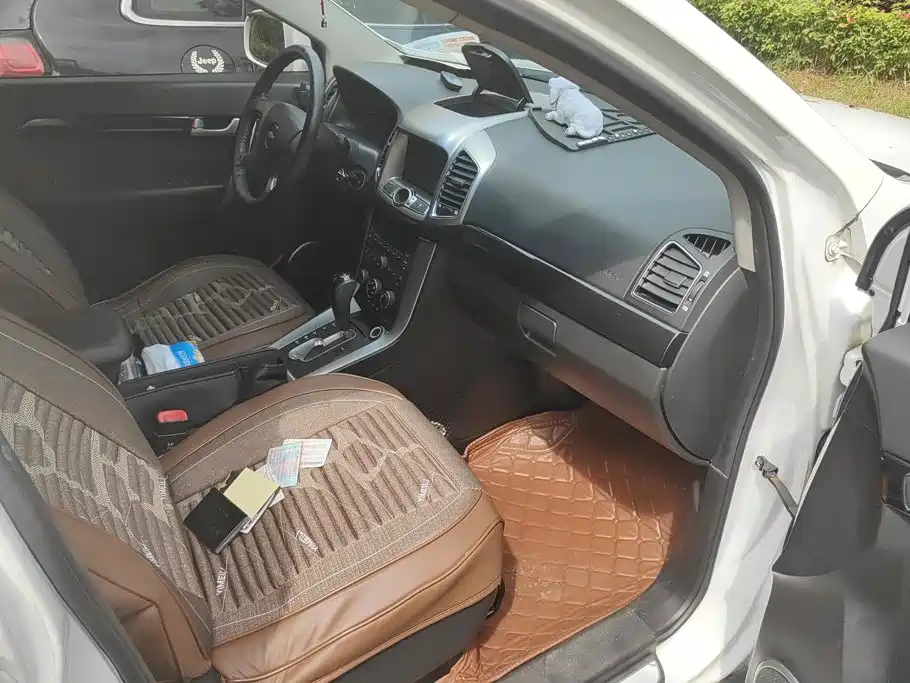 Chevrolet Captiva — миниатюра 8