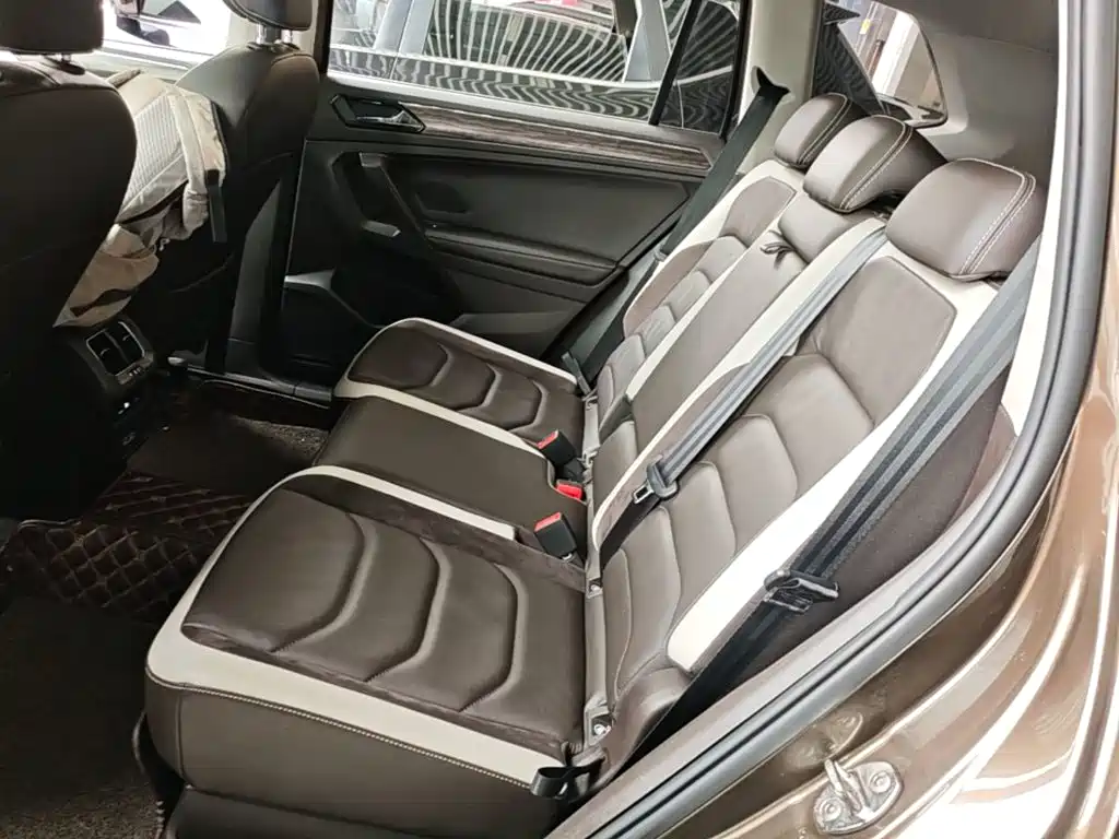 Volkswagen Tiguan L — миниатюра 17