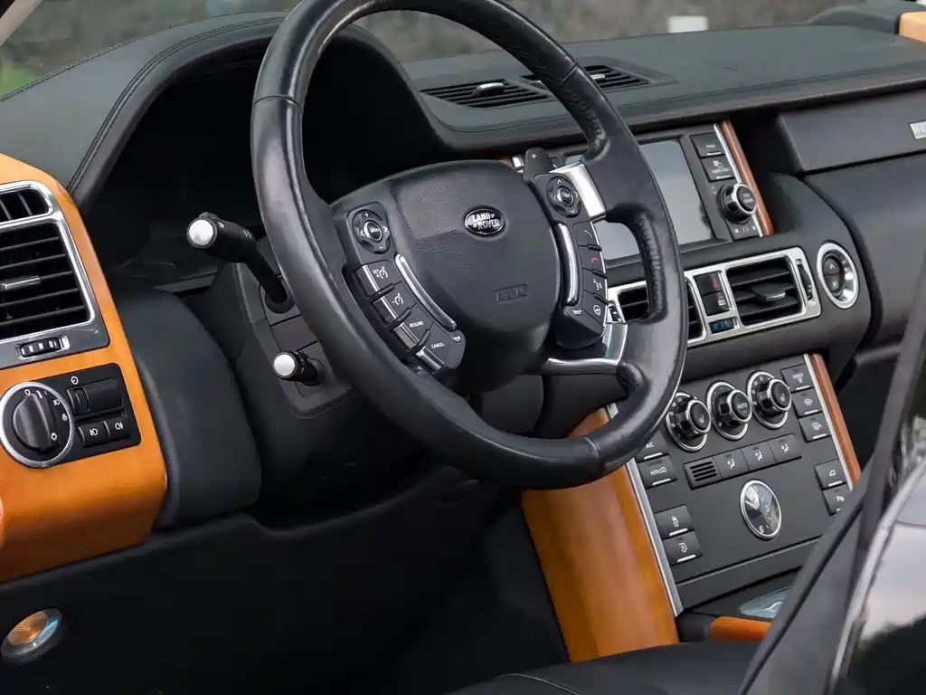 Land Rover Range Rover — миниатюра 12