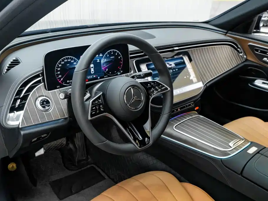 Mercedes-Benz E-Class — миниатюра 25