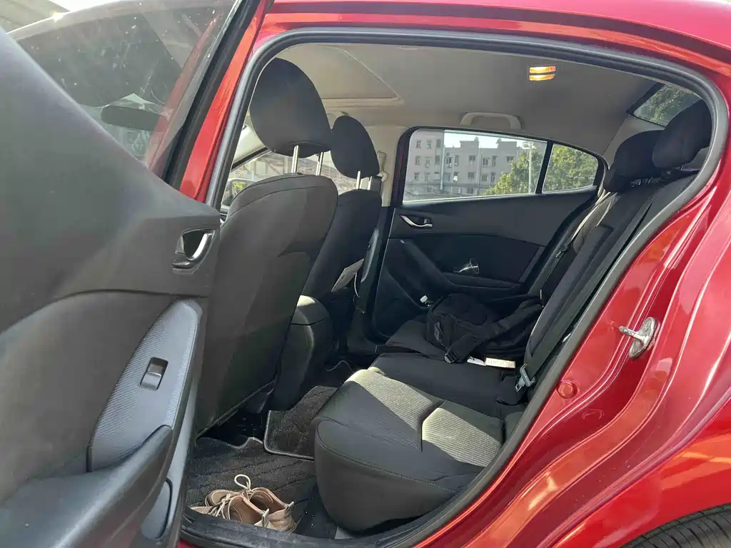 Mazda 3 Axela — миниатюра 11