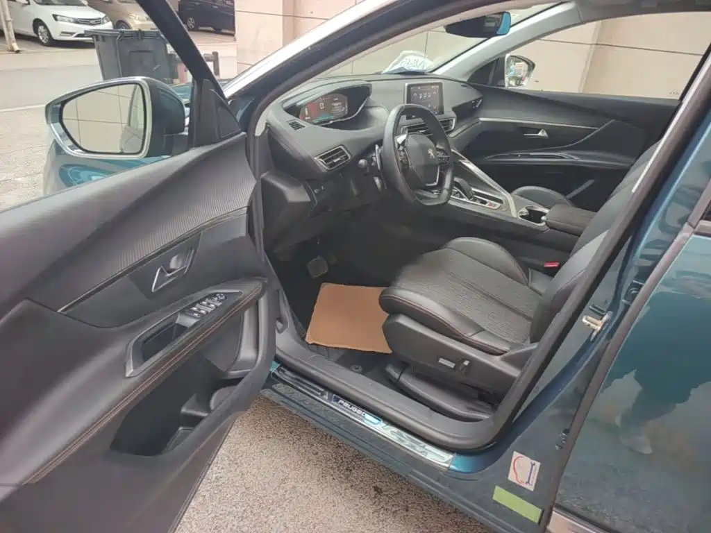 Peugeot 5008 — миниатюра 16