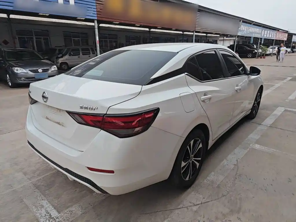 Nissan Sylphy — миниатюра 7
