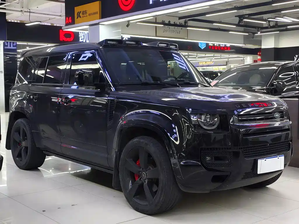 Land Rover Defender — миниатюра 3